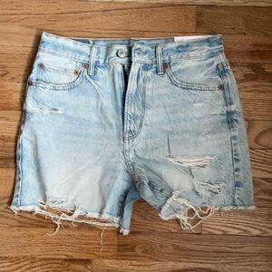90s boyfriend jean shorts